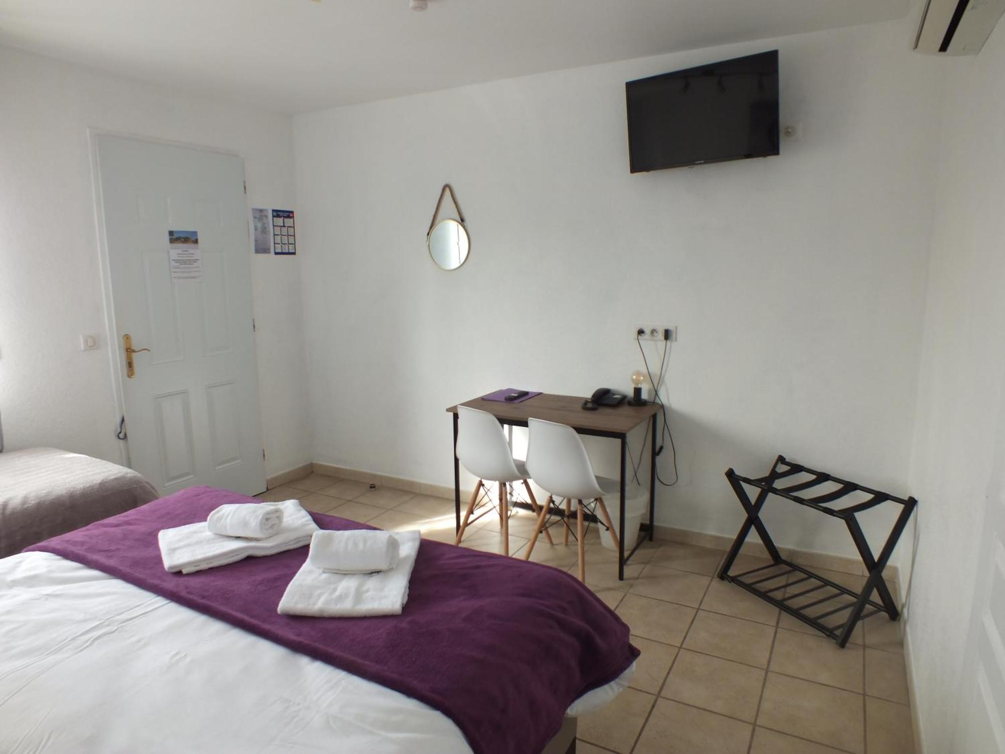 Logis Hotel Restaurant Le Clos Saint Loup Bram Dış mekan fotoğraf
