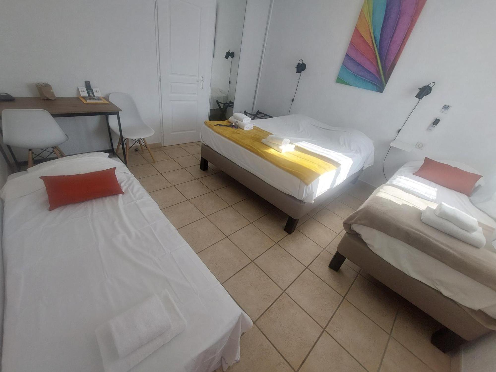 Logis Hotel Restaurant Le Clos Saint Loup Bram Dış mekan fotoğraf