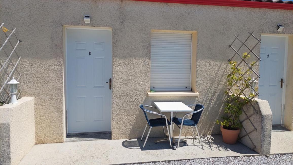 Logis Hotel Restaurant Le Clos Saint Loup Bram Dış mekan fotoğraf